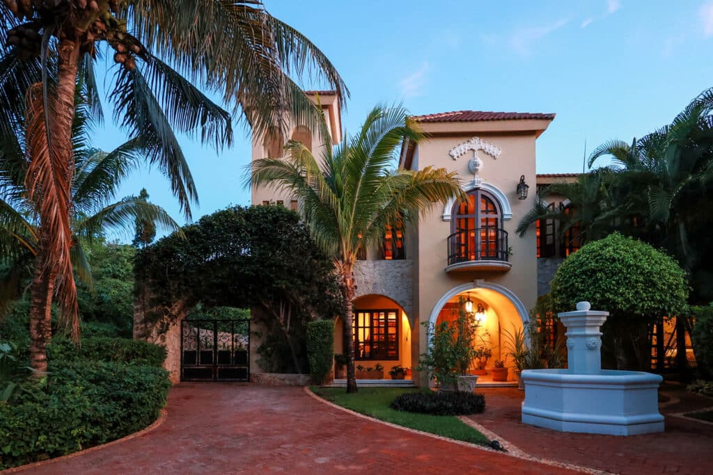 Casa-Leona-Puerto-Aventuras-1