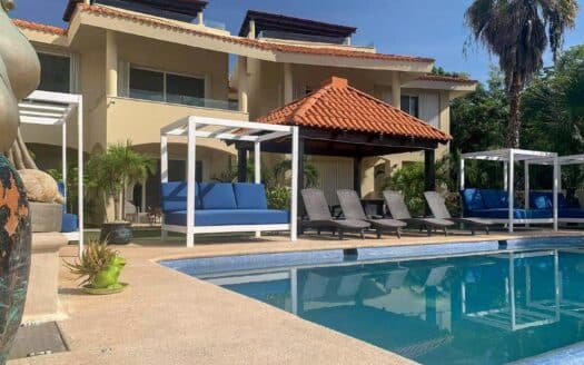 Nautica 8 Unit Marina Front Building