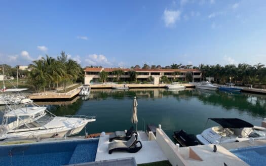 Regatta 4 3-Bedroom Penthouse