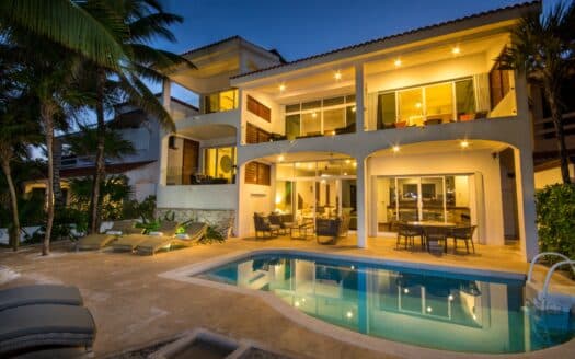 5 Bedroom Akumal Beachfront Villa