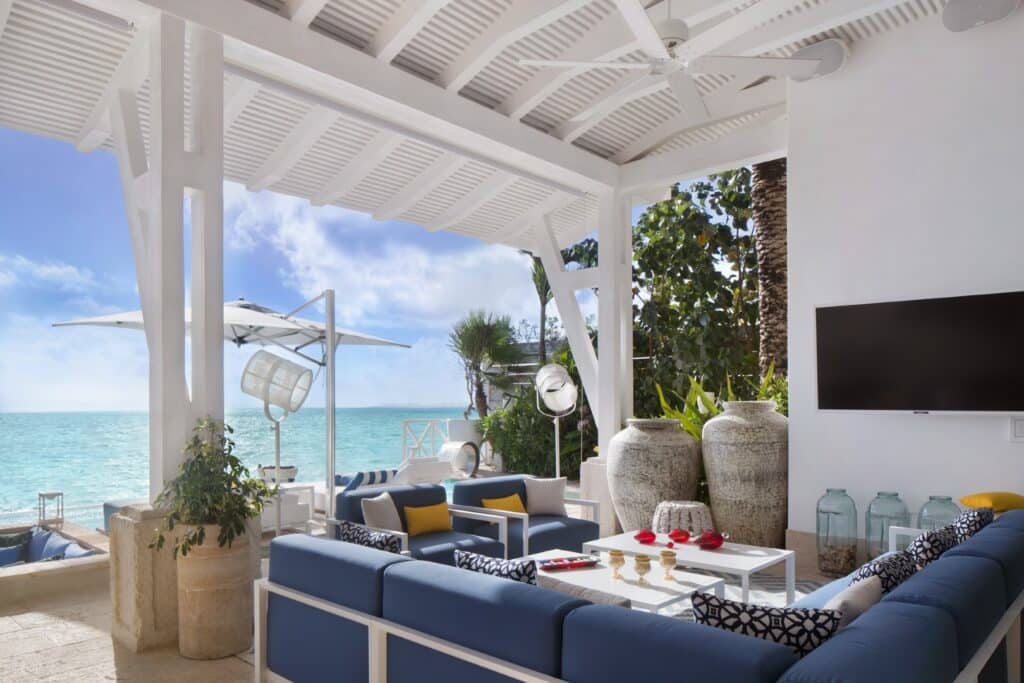 Villa-Sha-6-Bedroom-Beachfront-Home (1)