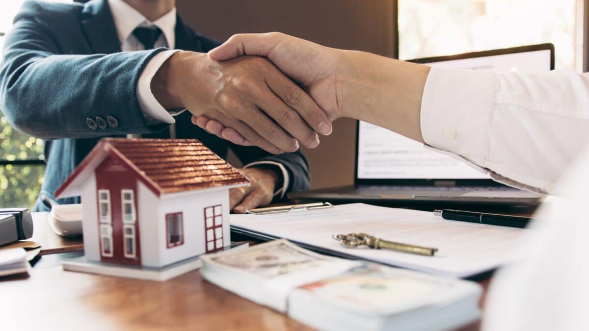 Buying Discounted Property in Tulum: What Buyers Should Know About ISR por Adquisición