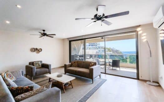 Cosmo 11 – 2 Bedroom Oceanview Condo