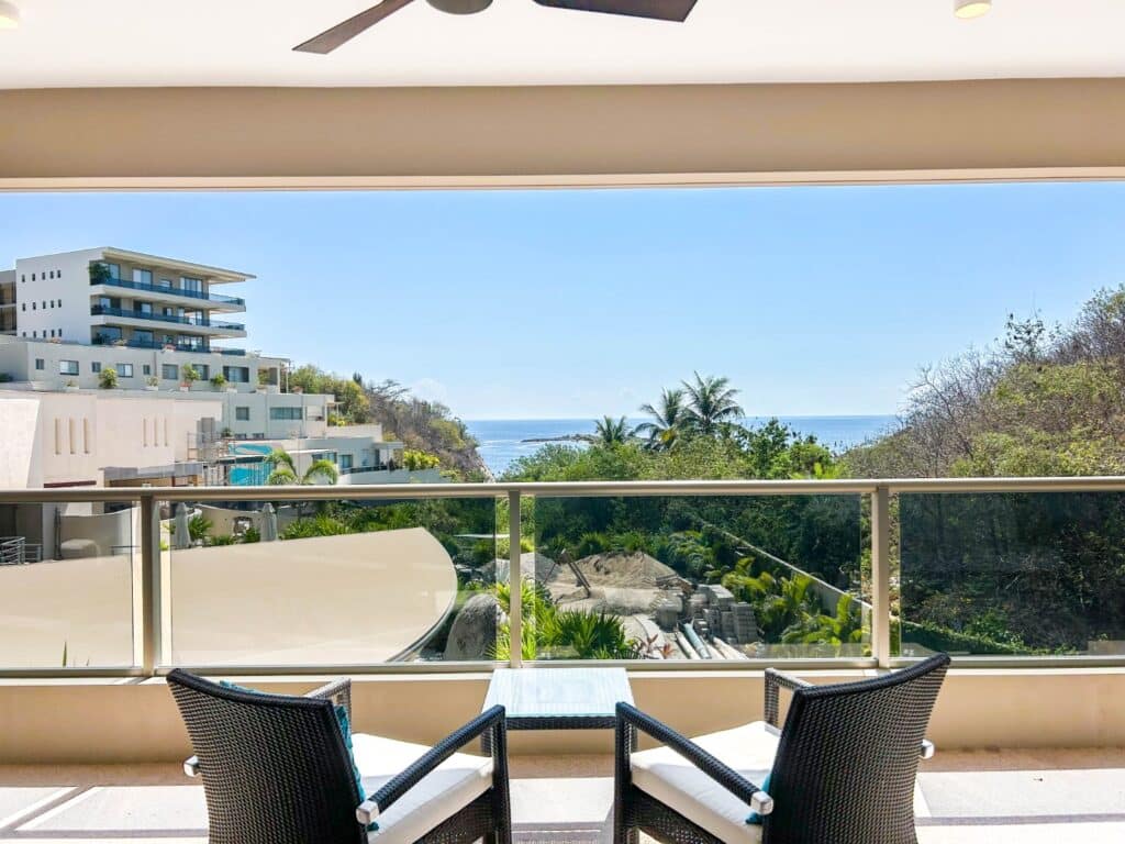 Cosmo-11-2-bedroom-oceanview-condo (8)
