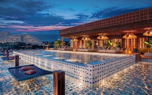 Mondrian 1 Bedroom Beachfront Condo